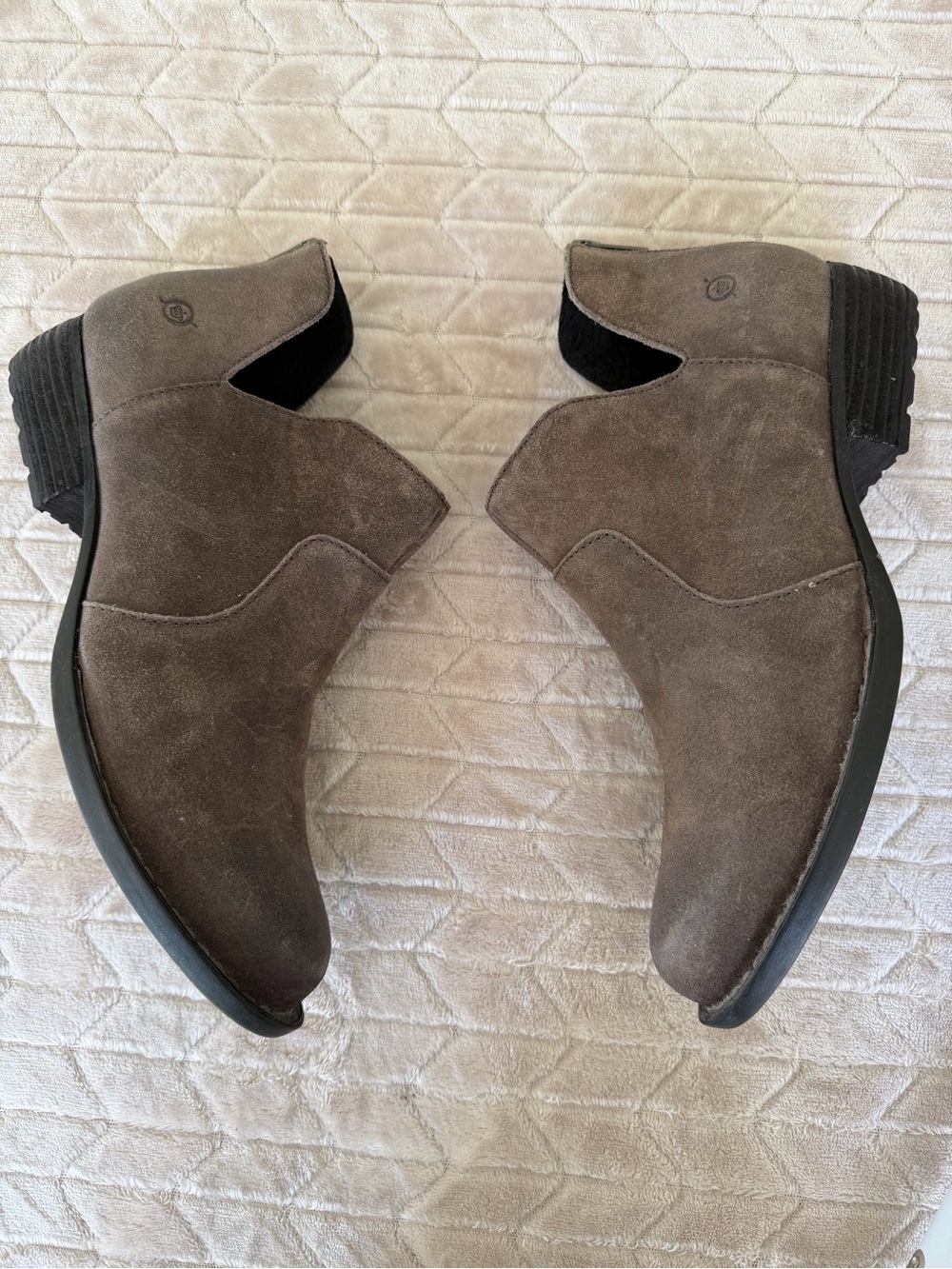 Born Kerri Suede Leather Ankle Boots Back Zip Western size 9